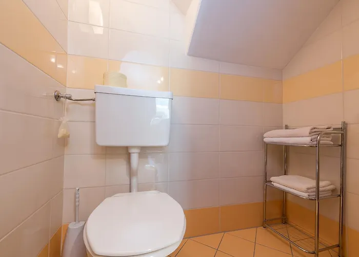 Schiffer * אינרקרמס